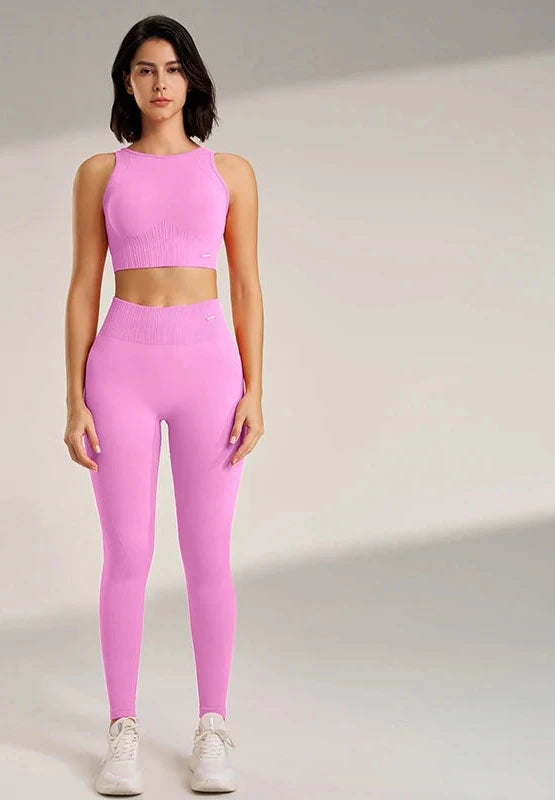 50026425286981|50026425319749|50026425352517